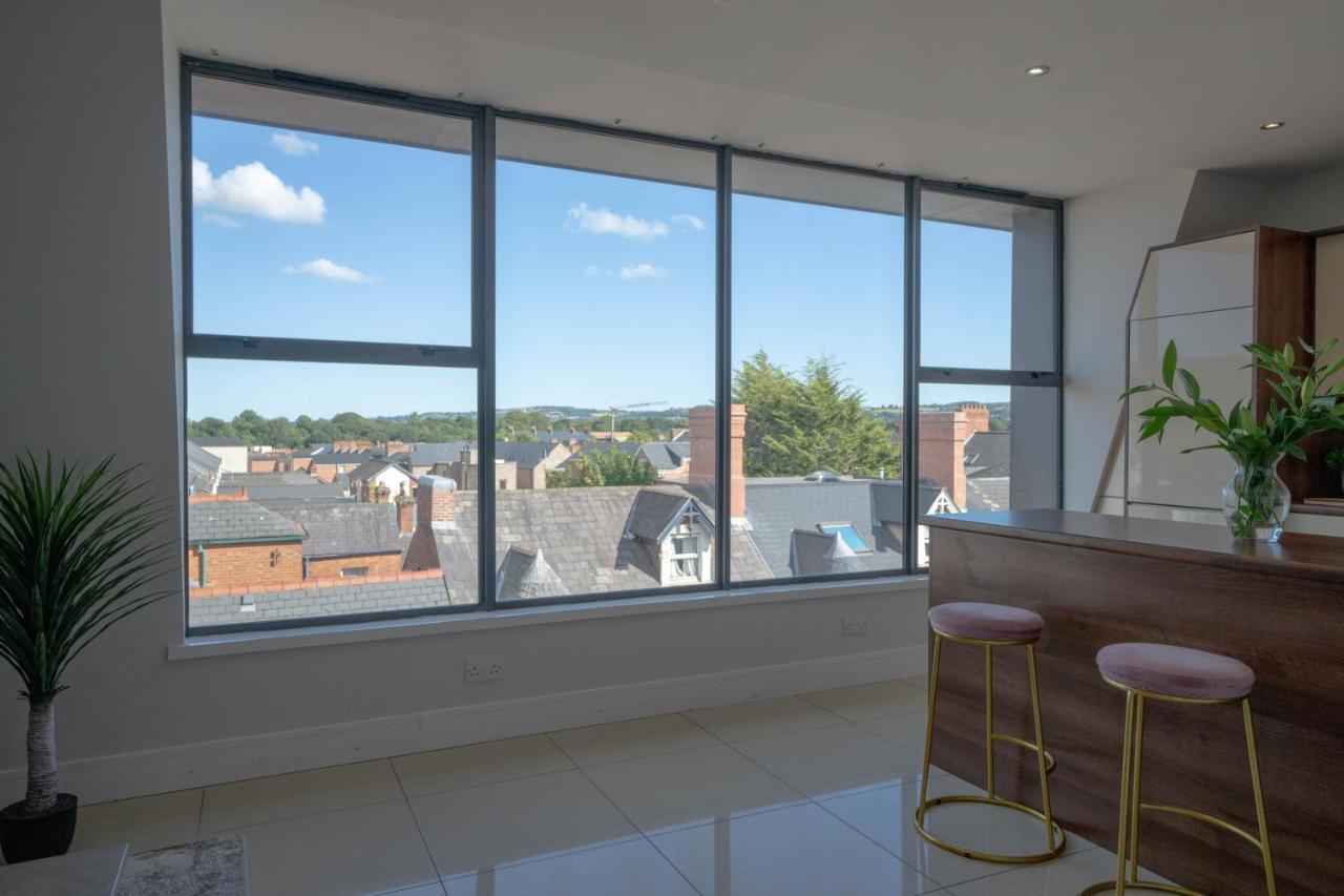 Rooftop Apartment At Queens Beautiful Views Belfast Esterno foto